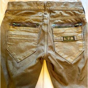 Vintage limited collection 98% cotton gold jean size 25